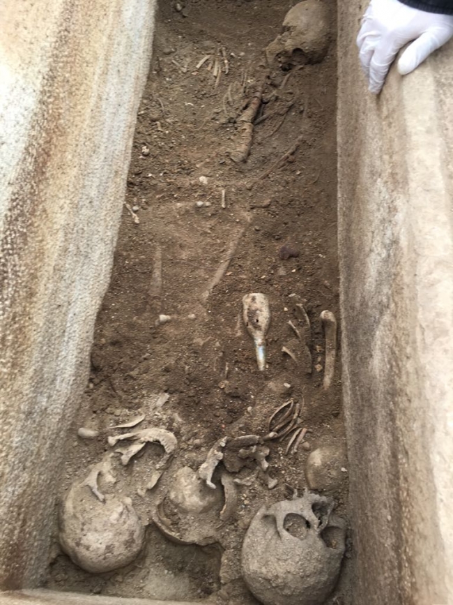 1700 yıllık lahiti satmak isterken yakalandılar